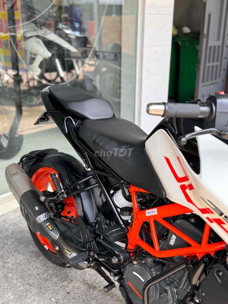 Cần bán KTM DUKE 390 2020 Biển SG 9 chủ Xe keng. Mua bán Xe máy tại Quận Bình Tân Tp Hồ Chí Minh được đăng bởi Việt Motor Bình Tân hình 3