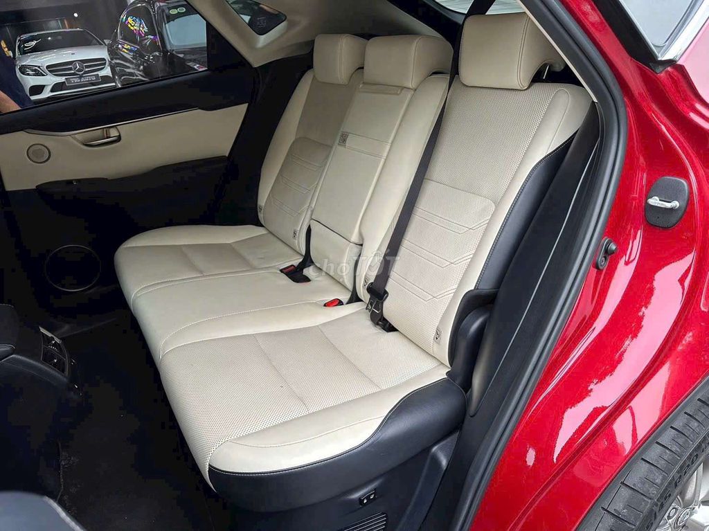 Cần bán gấp Lexus NX300 2017. Mua bán Ô tô tại Quận 7 Tp Hồ Chí Minh được đăng bởi Ngọc Trinh hình 7