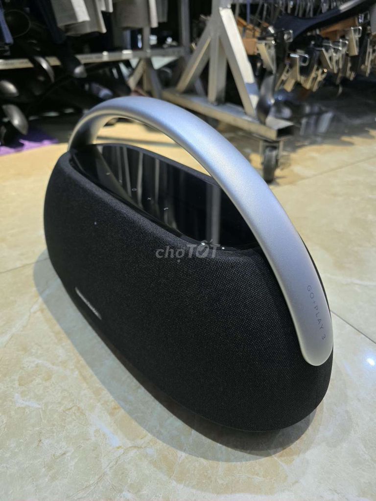 Loa Bluetooth Harman Kardon Go + Play 3 Đen. Mua bán Tivi, Âm thanh tại Quận Hà Đông Hà Nội được đăng bởi Thịnh Lê hình 1
