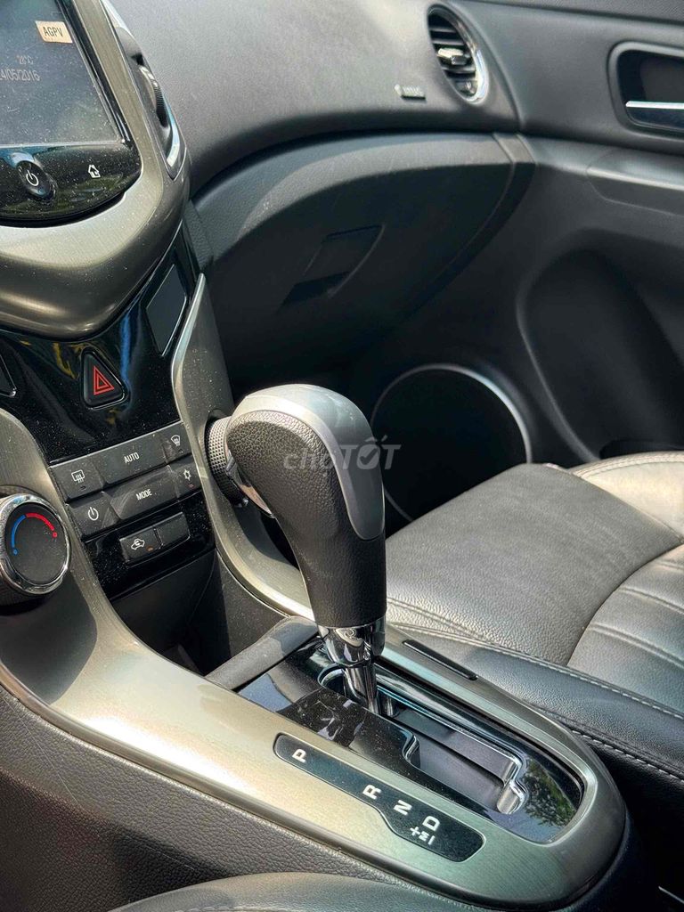 Chevrolet Cruze 2016 LTZ 1.8 AT - 80000 km. Mua bán Ô tô tại Quận 8 Tp Hồ Chí Minh được đăng bởi Cửa hàng ô tô cũ TRUST CARS hình 13