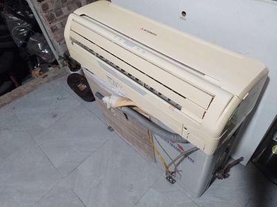 Bộ điều hòa mitshubishi 12.000 btu 2 chiều đang dù. Mua bán Máy lạnh, điều hoà tại Huyện Thanh Trì Hà Nội được đăng bởi nguyen duc cuong