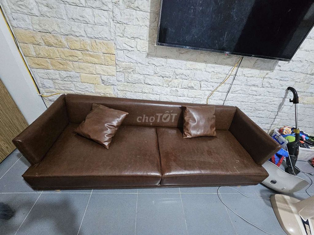 Ghế sofa da bò thật Hiện đại. Mua bán Bàn ghế tại Quận Hoàng Mai Hà Nội được đăng bởi Dương Minh hình 1