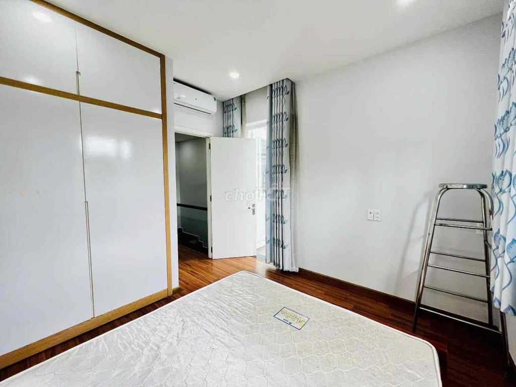 Аренда дома в ЖК Lien Phuong, округ 9, рядом с Global City, 19 млн/мес