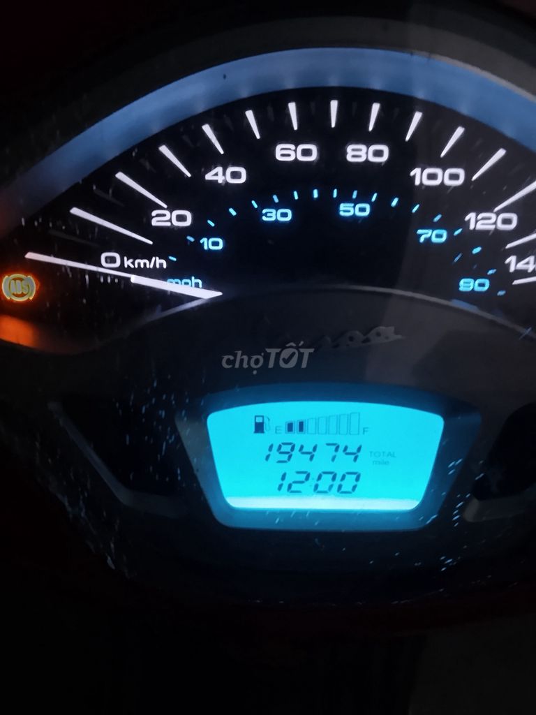 Piaggio Vespa Primavera 125 Abs Đỏ 19474 km. Mua bán Xe máy tại Thành phố Hạ Long Quảng Ninh được đăng bởi Thanh Vu hình 3