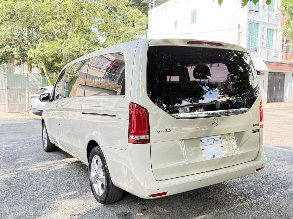 Mercedes Benz V250 Avantgarde. Mua bán Ô tô tại Quận 12 Tp Hồ Chí Minh được đăng bởi KaizenAutoService hình 6