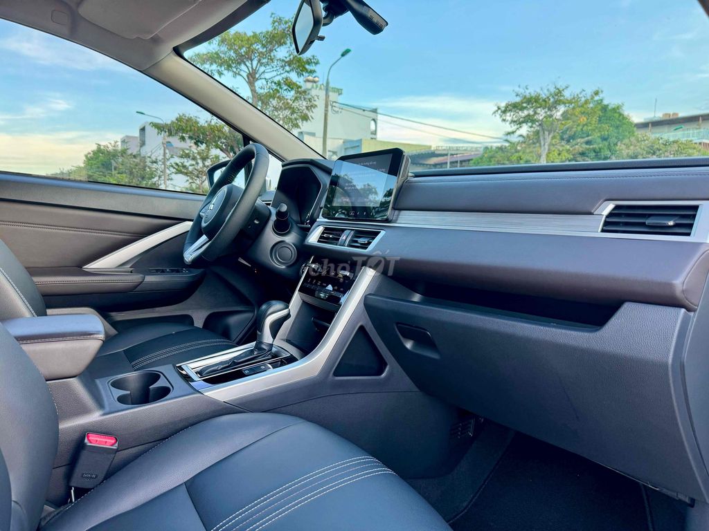 Mitsubishi Xpander 2024 Premium 1.5 AT - 7000 km. Mua bán Ô tô tại Quận Cẩm Lệ Đà Nẵng được đăng bởi nguyễn văn khoa hình 16