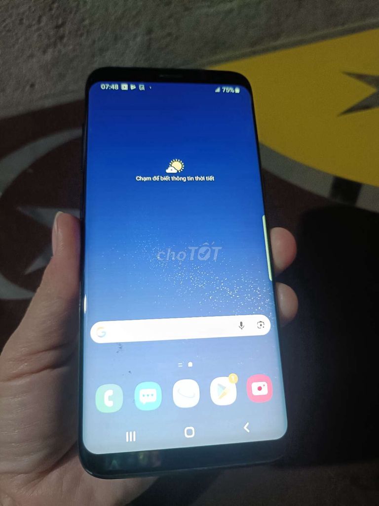 Samsung s8 64g  Đã sử dụng. Mua bán Điện thoại tại Thành phố Buôn Ma Thuột Đắk Lắk được đăng bởi Cẩm Nhung hình 1