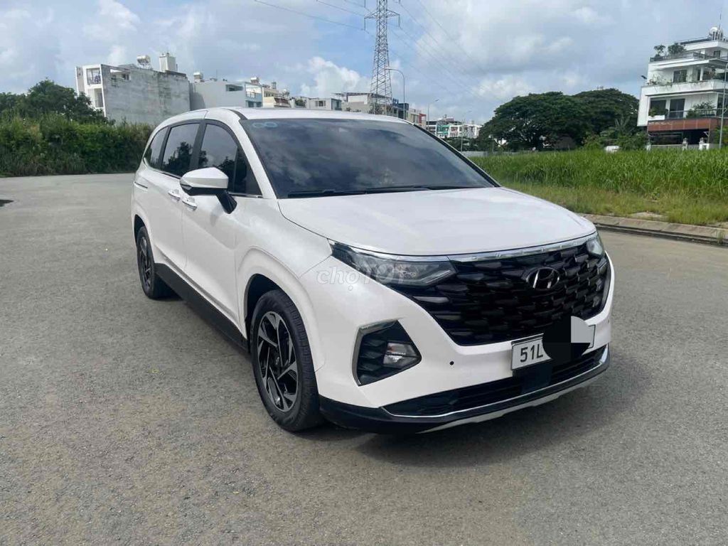 Hyundai Custin 2023 2.0 Cao cấp