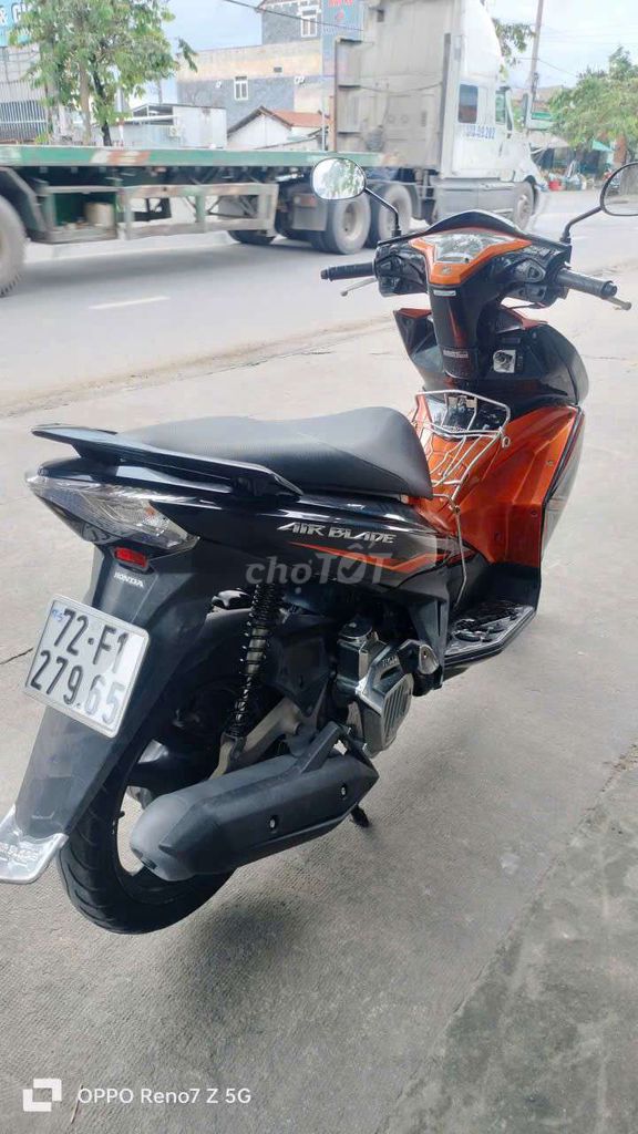 Ab125 xe đẹp máy zin êm bs72 có góp.. Mua bán Xe máy tại Thành phố Dĩ An Bình Dương được đăng bởi xe máy hồng phát dĩ An Bình Dương  hình 5