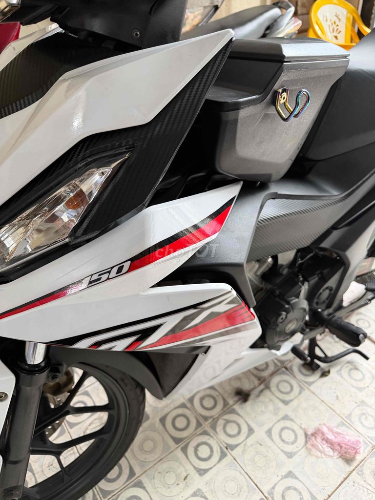 Honda Winner V1 белый-красный-черный