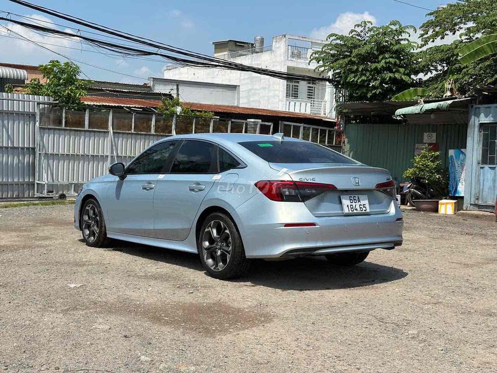 Honda Civic G 2022 1.5 Turbo CVT серебристый 15 000 км
