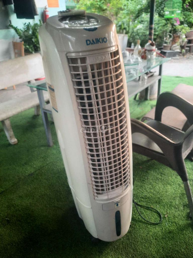 Quạt daikio 2500 b