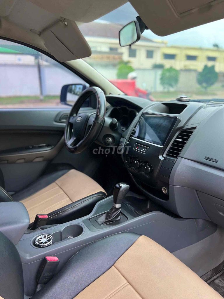 Ranger 2014 số tự động siêu mới  -được trang bị ,. Mua bán Ô tô tại Thành phố Thủ Đức Tp Hồ Chí Minh được đăng bởi Đỗ Đức Huy hình 2