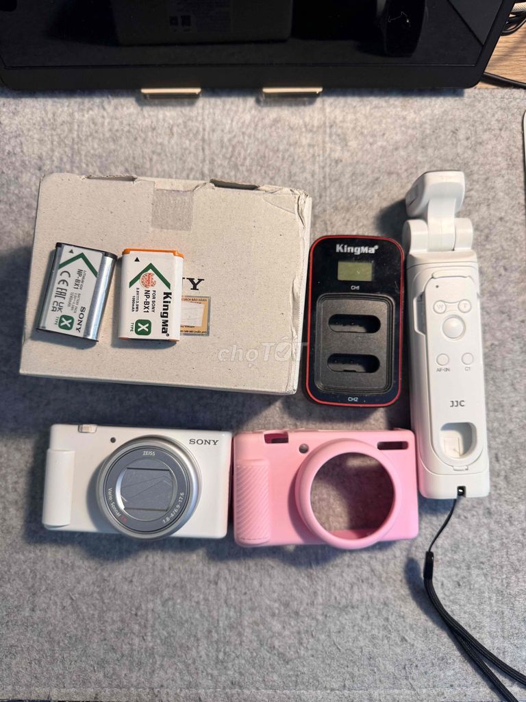 Combo máy ảnh Sony ZV-1 M2 Trắng Like New. Mua bán Máy ảnh, Máy quay tại Quận Cái Răng Cần Thơ được đăng bởi Huỳnh Đình Quí hình 1
