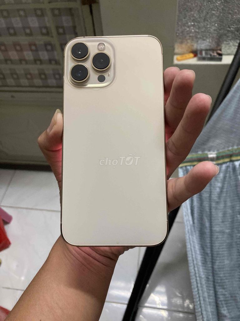 Apple iPhone 13 Pro Max Vàng Đã sử dụng. Mua bán Điện thoại tại Quận Bình Tân Tp Hồ Chí Minh được đăng bởi Nà Ní hình 1