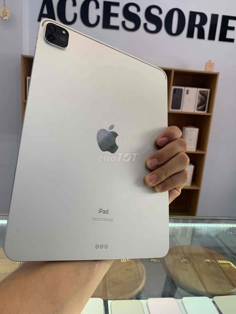 Apple iPad Pro 11 inch M1 128GB. Mua bán Máy tính bảng tại Quận 10 Tp Hồ Chí Minh được đăng bởi Tee Huy Anh hình 1