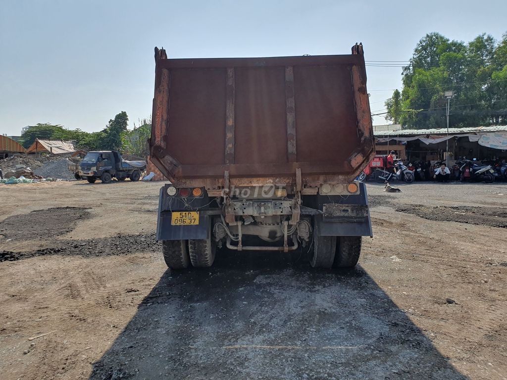 Bán xe Ben giảm sốc 60% chỉ còn 228 tr đồng