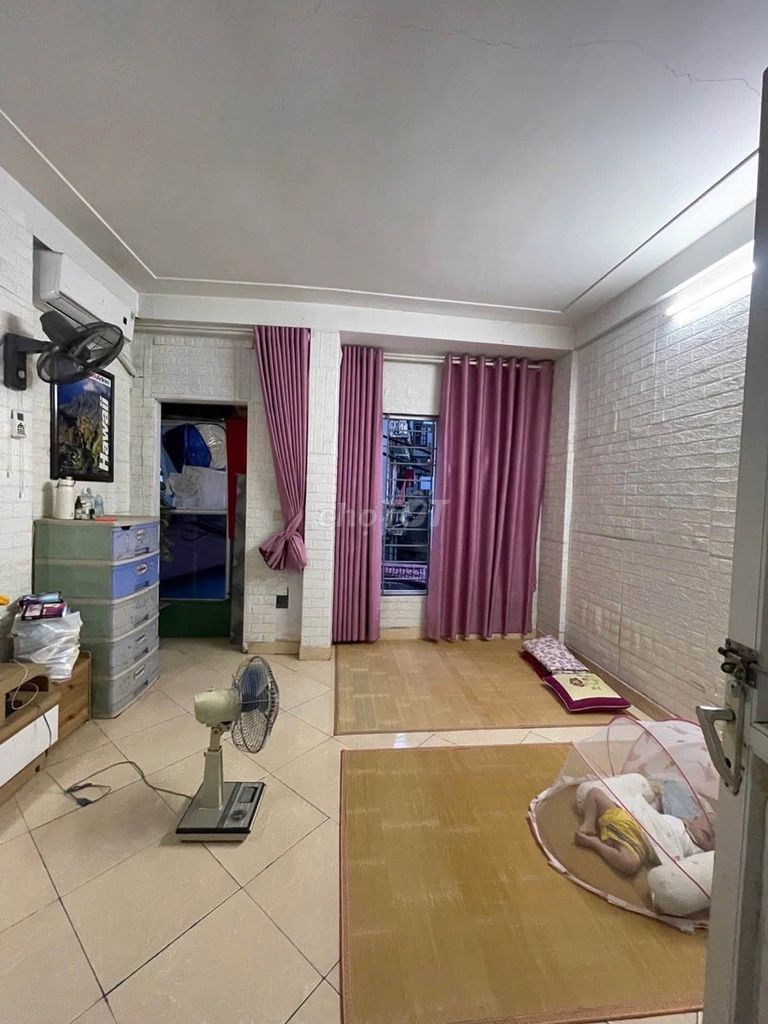 Угловой дом, 2 стороны света, Ким Занг, Хоанг Май, близко к авто
