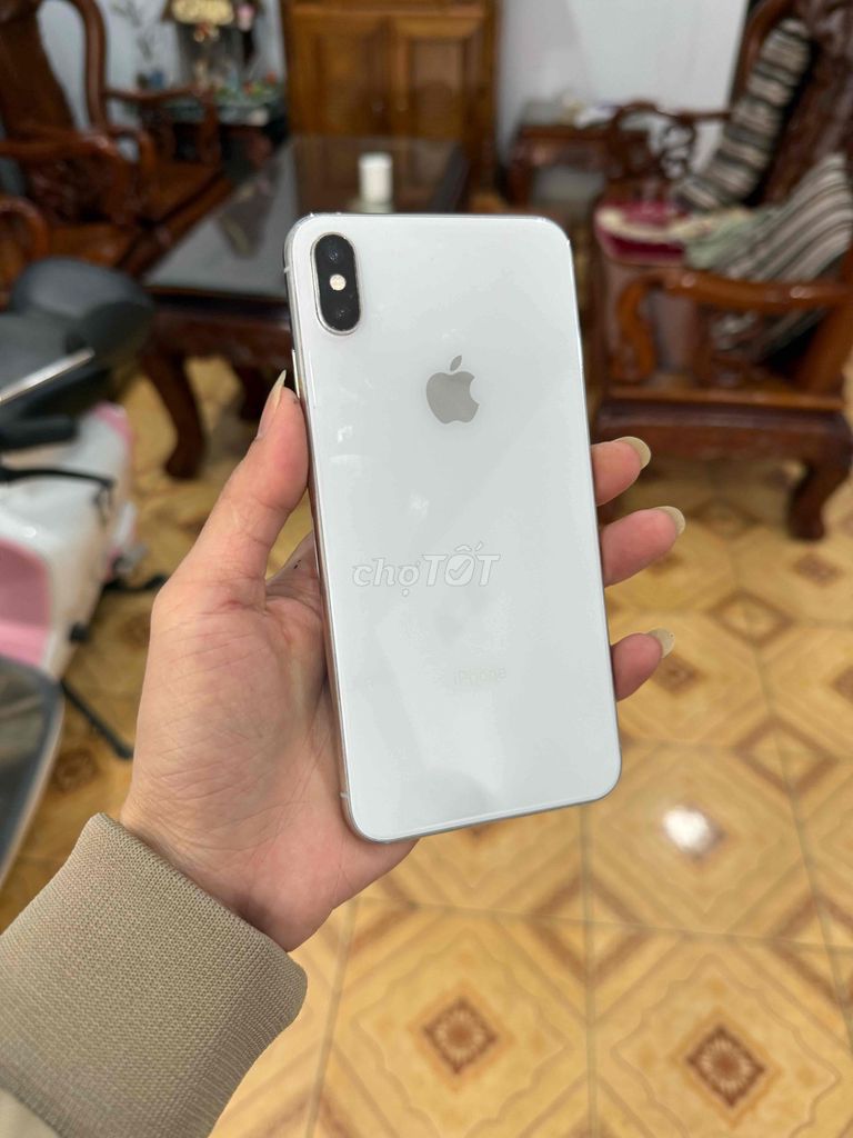 Apple iPhone Xs Max 64GB Bạc. Mua bán Điện thoại tại Thành phố Buôn Ma Thuột Đắk Lắk được đăng bởi Nguyễn Tâm hình 1