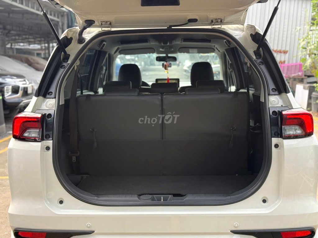 Toyota Avanza 2023 1.5 AT Trắng 25000 km. Mua bán Ô tô tại Quận Bình Tân Tp Hồ Chí Minh được đăng bởi VÕ NGỌC HOÀNG hình 11