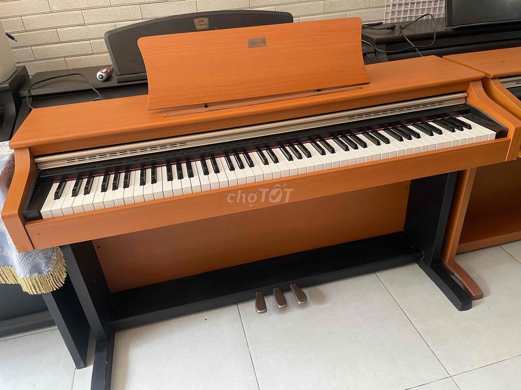 piano AE 500