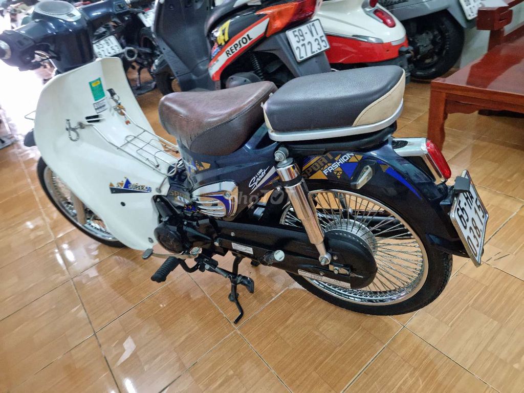 Honda Super Cub 50 Xanh trắng. Mua bán Xe máy tại Quận Ninh Kiều Cần Thơ được đăng bởi CHXM Trung Trưc  hình 9