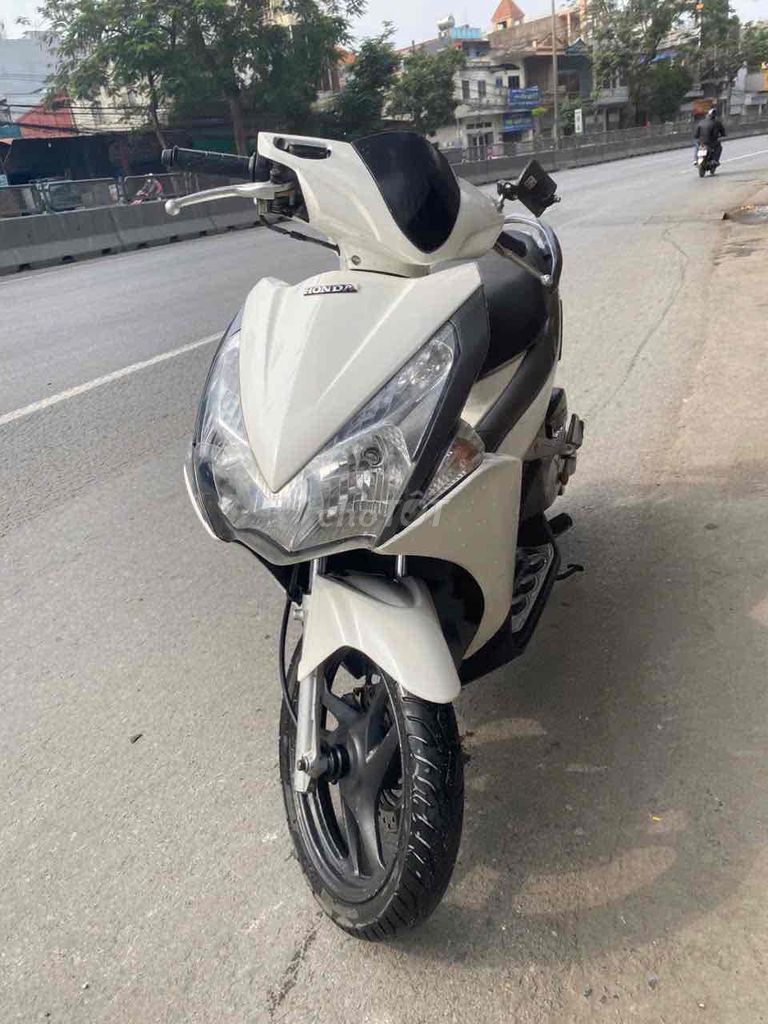 Honda airblade đời cao êm đẹp mê ly