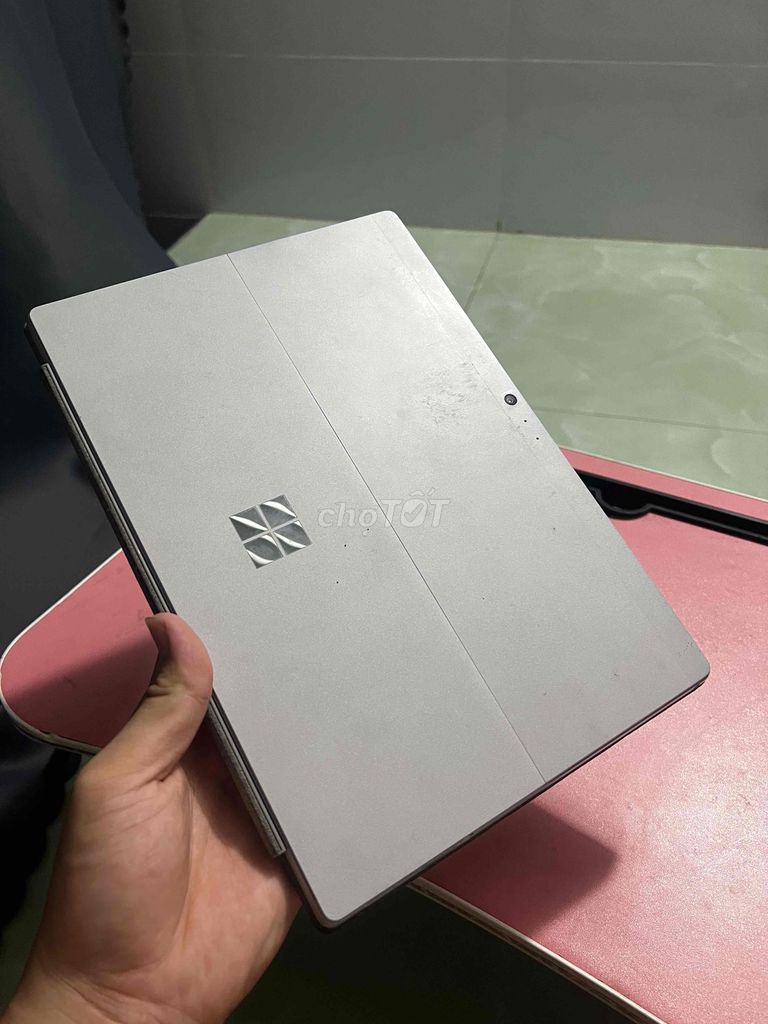 Microsoft Surface Pro 5 i5-7300U 4GB/128GB. Mua bán Laptop tại Huyện Long Thành Đồng Nai được đăng bởi thắng vũ hình 1