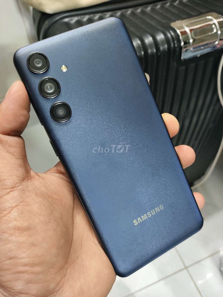 Bán hoặc Giao Lưu-Samsung Galaxy M55 256GB . Mua bán Điện thoại tại Quận Gò Vấp Tp Hồ Chí Minh được đăng bởi Chu Đình hình 1