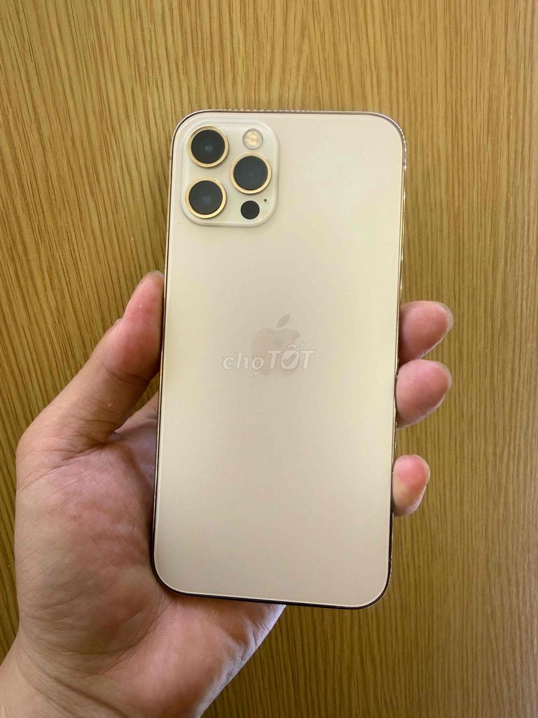 Apple iPhone 12 Pro 128GB Vàng 99%. Mua bán Điện thoại tại Quận Long Biên Hà Nội được đăng bởi Nguyễn Hoàng hình 1