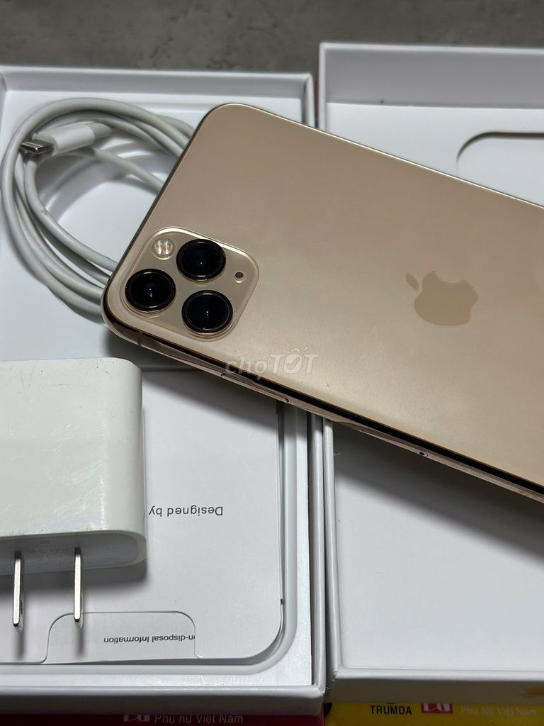 Pass lại iphone 11pro max 256Gold fullbox