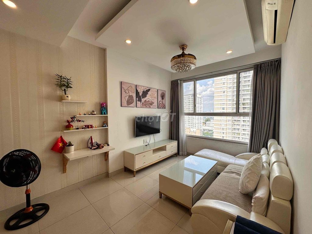 Аренда · 2 комн. · 75 м² · Quận Phú Nhuận, ул. Hồng Hà