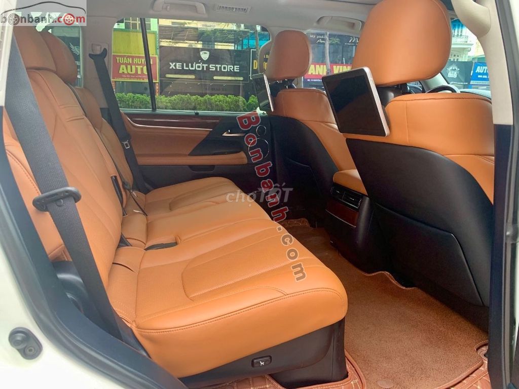 Lexus Lx570 màu trắng nội thất nâu nappa.. Mua bán Ô tô tại Quận Đống Đa Hà Nội được đăng bởi Nguyễn Trung Kiên hình 3
