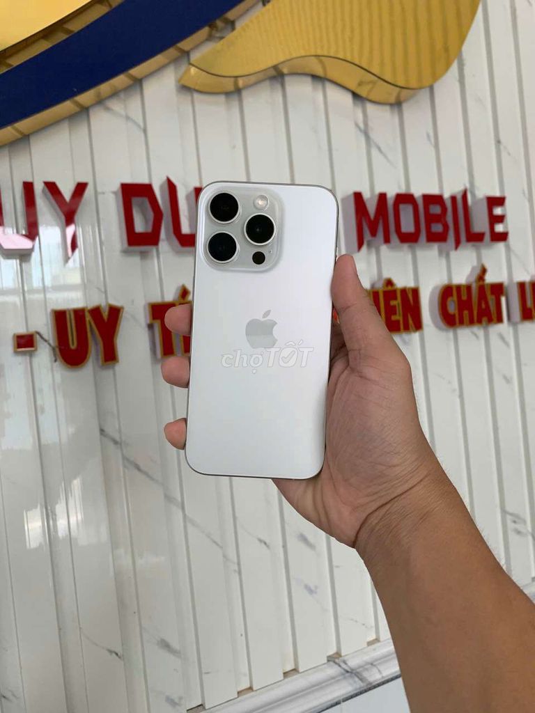 15 Pro 256GB Trắng quốc tế có sim vật lí,có góp. Mua bán Điện thoại tại Thành phố Cà Mau Cà Mau được đăng bởi Duy Dustin Mobile hình 1