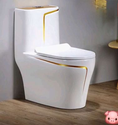 BỒN CẦU 1 KHỐI VIỀN KẺ VÀNG (tặng vòi xịt). Mua bán Thiết bị vệ sinh, nhà tắm tại Huyện Bình Chánh Tp Hồ Chí Minh được đăng bởi NiNa SHOP