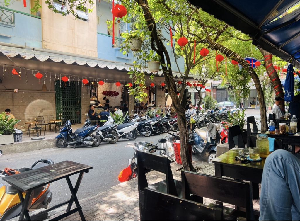 Cho thuê mặt bằng kinh doanh trong phố gần Sân Bay TSN, Q. Tân Bình