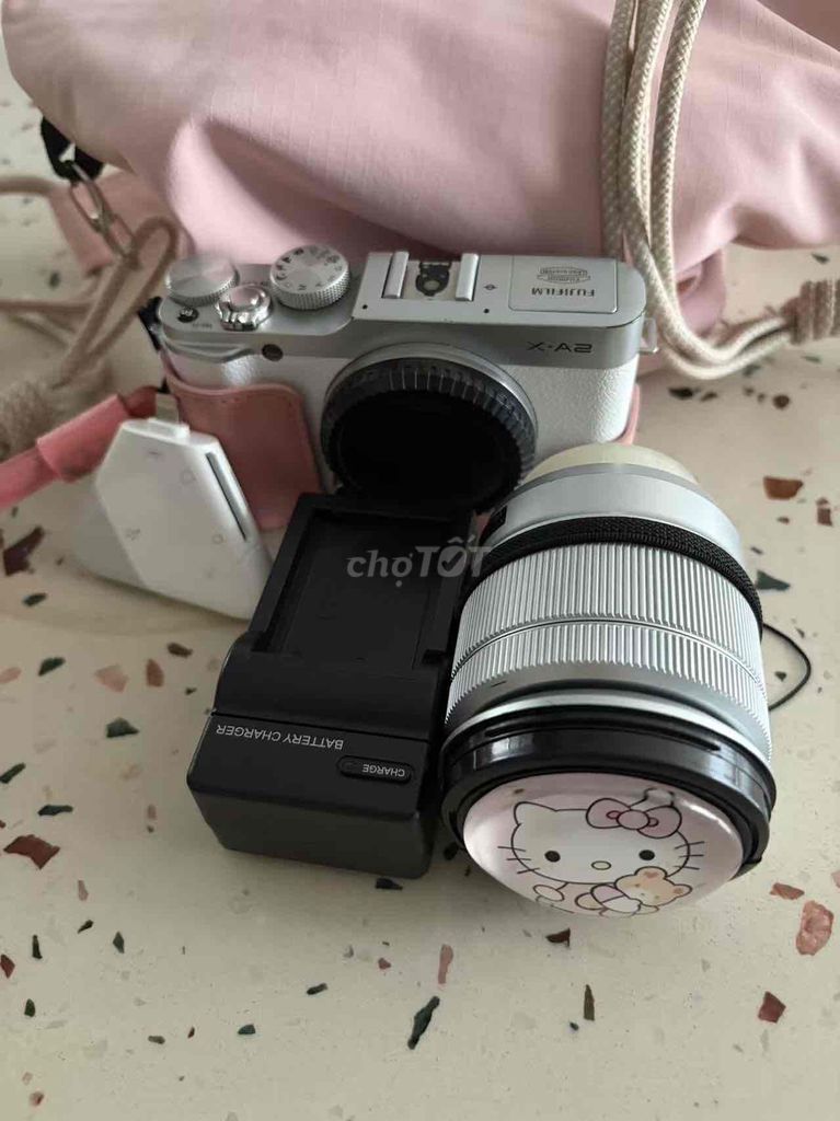 Máy ảnh Fujifilm X-A2 Trắng. Mua bán Máy ảnh, Máy quay tại Quận 7 Tp Hồ Chí Minh được đăng bởi DONUT hình 1