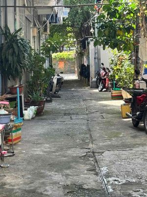 Cần tiền bán gấp. Mua bán nhà ở tại Quận Tân Phú Tp Hồ Chí Minh được đăng bởi Bách Điền 