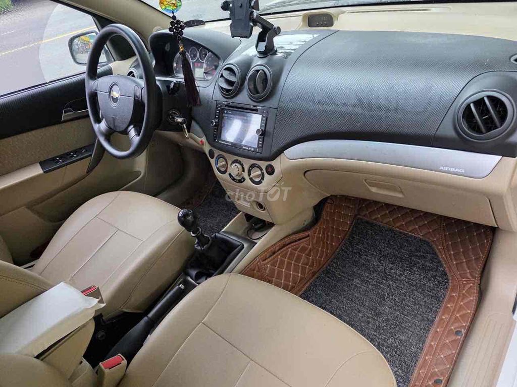 Chevrolet Aveo 2017 LT 1.5 - 77000 km. Mua bán Ô tô tại Thành phố Dĩ An Bình Dương được đăng bởi Huy Luân Auto hình 4