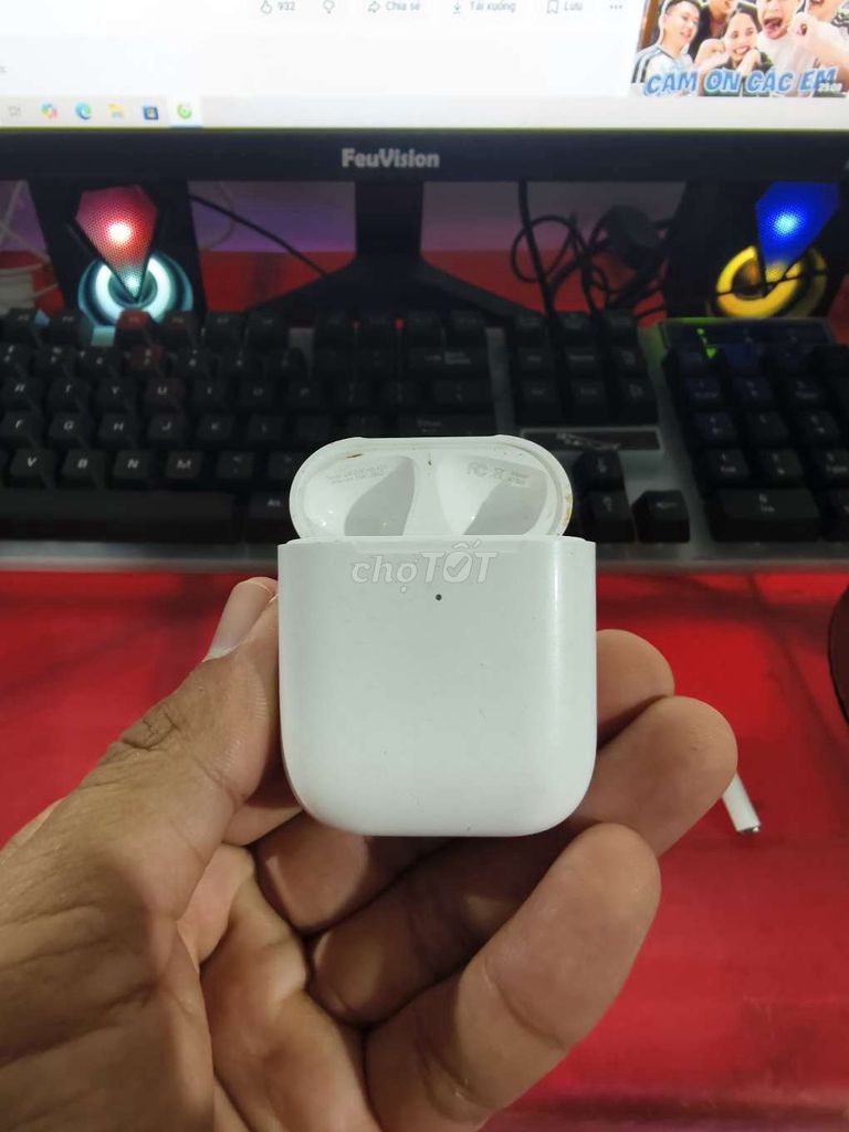 Tai nghe Apple AirPods 2 Trắng Đã sử dụng. Mua bán Tivi, Âm thanh tại Huyện Chợ Lách Bến Tre được đăng bởi Võ Minh Trí hình 1