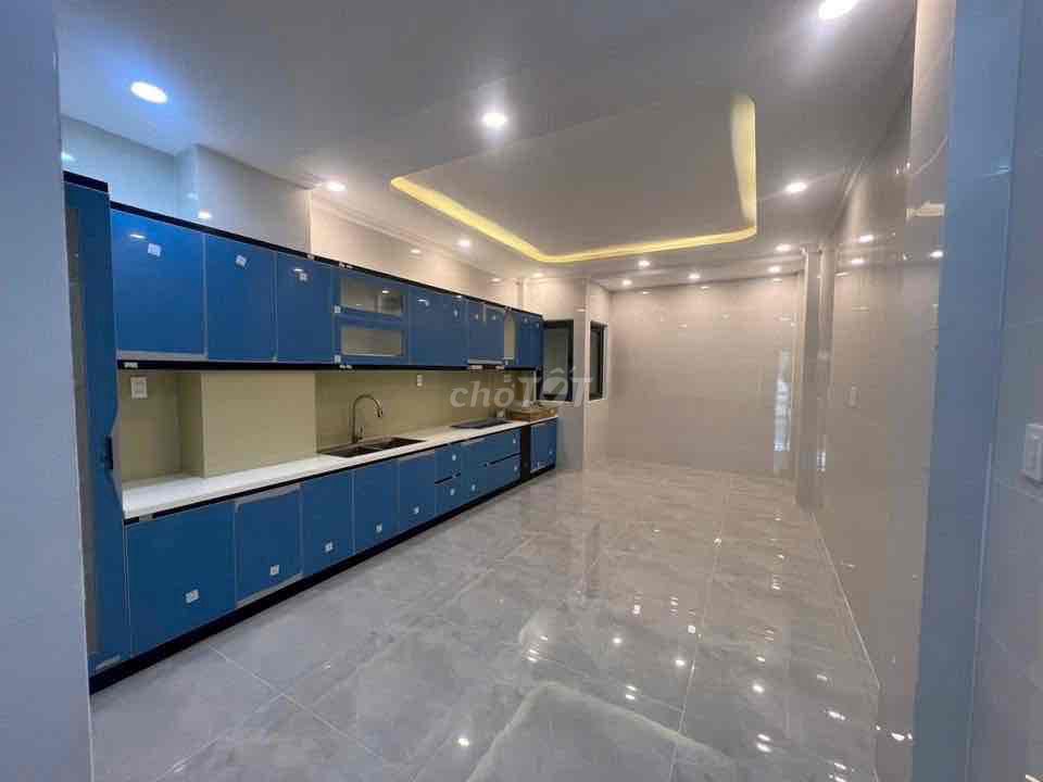 Аренда · 4 комн. · 80 м² · Quận 6, ул. Đường số 10
