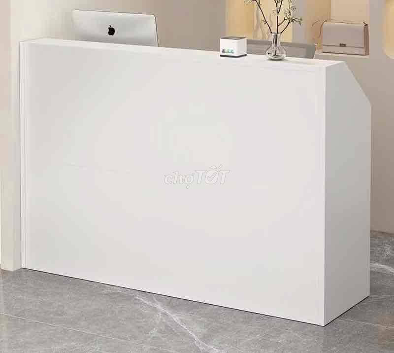 Tủ trang trí, quầy lễ tân hàng giá xưởng. Mua bán Tủ, kệ gia đình tại Quận Cẩm Lệ Đà Nẵng được đăng bởi Linh Dan hình 2
