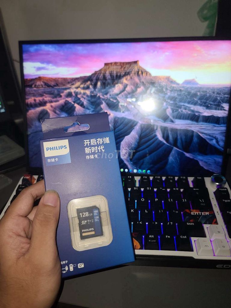Thẻ nhớ SDXC Philips 128GB. Mua bán Phụ kiện (Màn hình, Chuột...) tại Huyện Cái Bè Tiền Giang được đăng bởi Duy Thanh hình 1