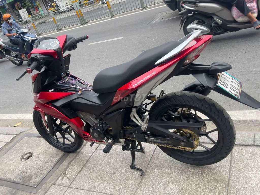 Honda winner 2018 mới 90% Bstp chính chủ. Mua bán Xe máy tại Quận Tân Phú Tp Hồ Chí Minh được đăng bởi Tuanduy hình 5