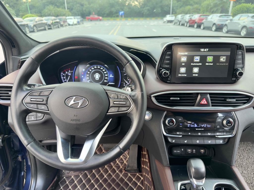 Hyundai SantaFe  2.2L Dầu Premium 2020. Mua bán Ô tô tại Quận Long Biên Hà Nội được đăng bởi Tạ Dũng hình 11