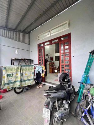 Chính chủ bán Nhà 2 tầng kế VinHomes Q9 chỉ 3,5 tỷ