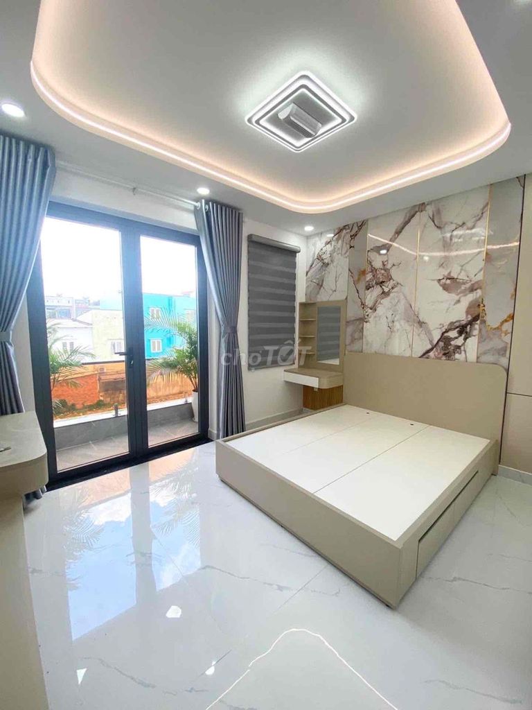 NHÀ 5 TẦNG ‘ 5 PN 6 WC ‘ CÓ THANG. MÁY 450 k ‘ CÓ pHÒNG SÔNG HƠI ‘  TẶ
