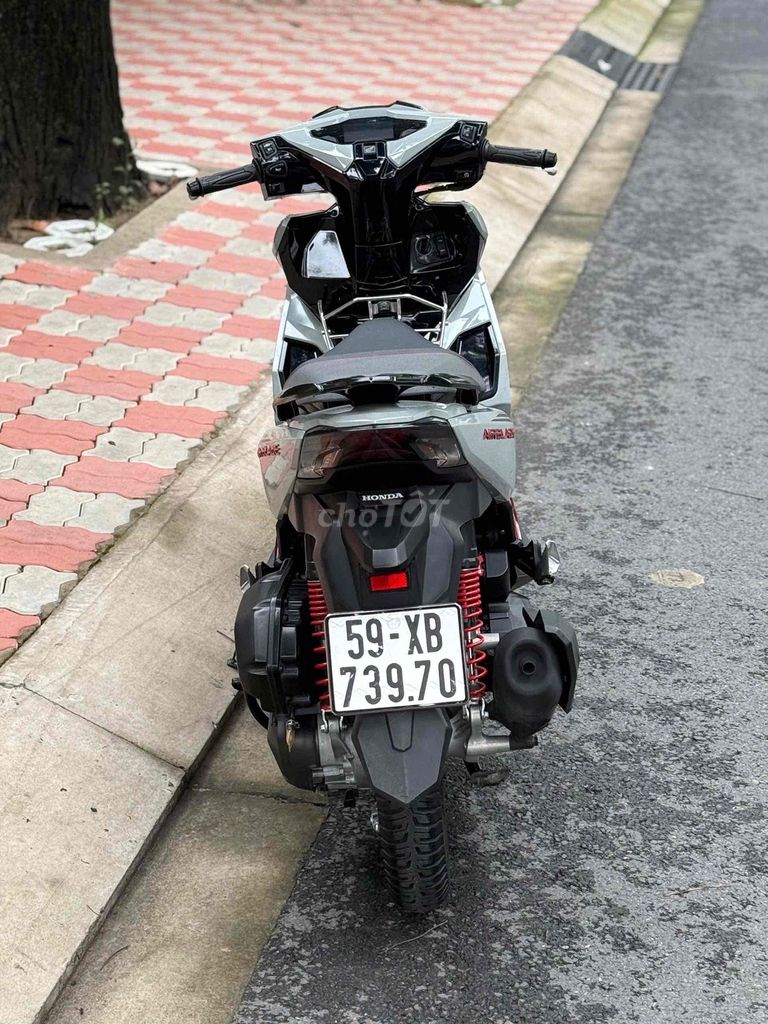Honda Air Blade 125 2025 пробег 8 тыс. км Хошимин