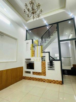 Nhà phố 80 m² · 2 PN · Đường Trần Não