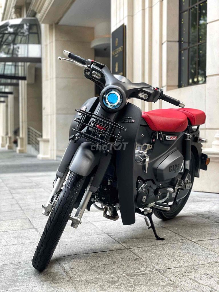 Honda Super Cub C125 2023 Đen 6000km. Mua bán Xe máy tại Quận Cầu Giấy Hà Nội được đăng bởi Tuấn Việt Motor hình 4